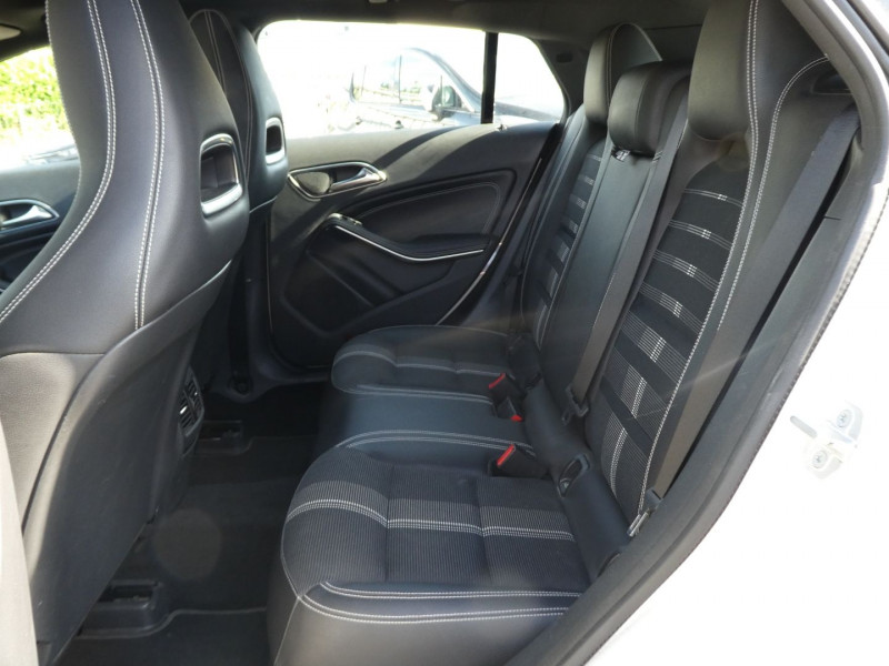 Photo 7 de l'offre de MERCEDES-BENZ CLA SHOOTING BRAKE 200 D SENSATION 7G-DCT à 22490€ chez Agence AVR Automobile