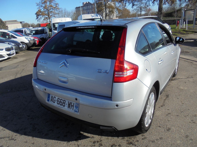 Photo 2 de l'offre de CITROEN C4 1.6 HDI92 MILLENIUM à 6890€ chez Agence AVR Automobile