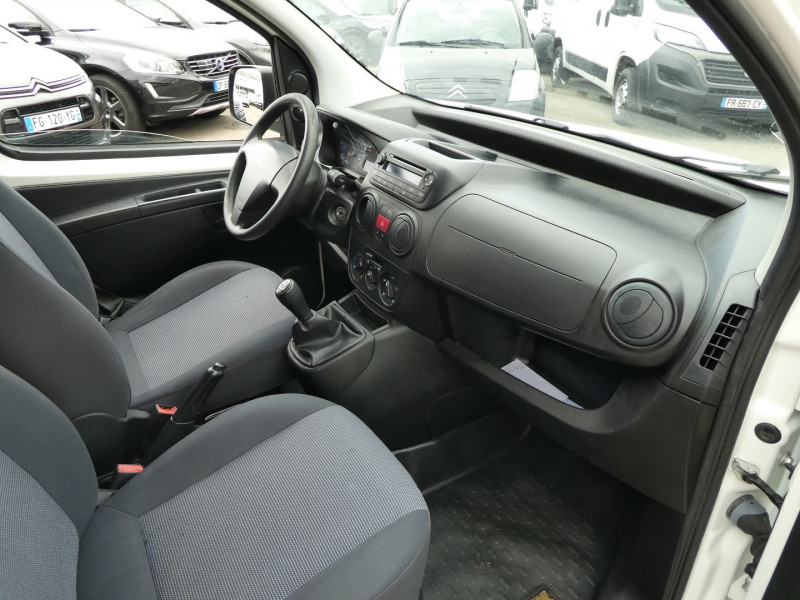 Photo 8 de l'offre de PEUGEOT BIPPER STANDARD 1.3 HDI 80CH PRO à 7990€ chez Agence AVR Automobile