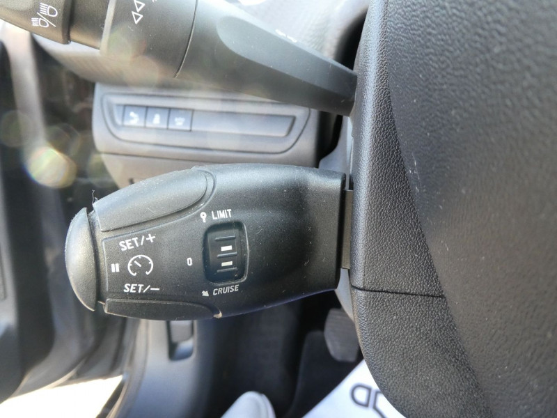 Photo 13 de l'offre de PEUGEOT 2008 1.6 BLUEHDI 120CH ALLURE BUSINESS S&S à 11990€ chez Agence AVR Automobile