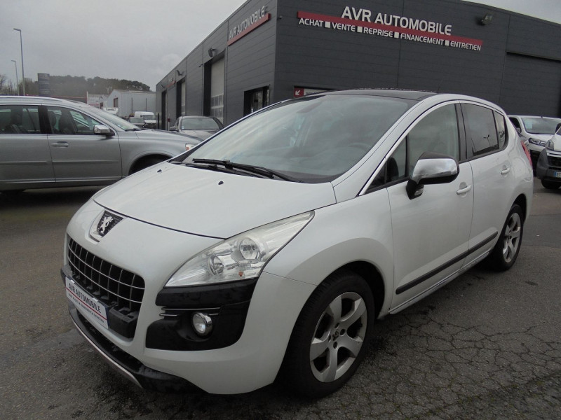 Peugeot 3008 1.6 HDI112 FAP ALLURE Diesel BLANC Occasion à vendre