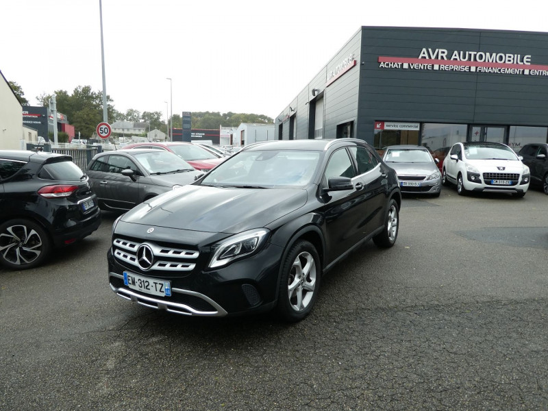 Mercedes-Benz CLASSE GLA 200 D 136CH SENSATION 4MATIC 7G-DCT Diesel NOIR Occasion à vendre
