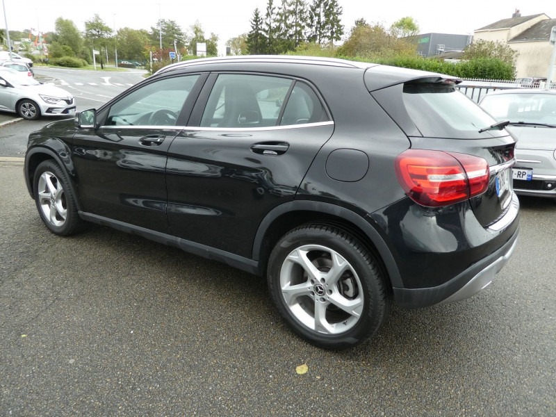 Photo 4 de l'offre de MERCEDES-BENZ CLASSE GLA 200 D 136CH SENSATION 4MATIC 7G-DCT à 17890€ chez Agence AVR Automobile