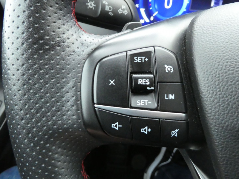 Photo 12 de l'offre de FORD KUGA 1.5 ECOBLUE 120CH ST-LINE POWERSHIFT à 18890€ chez Agence AVR Automobile