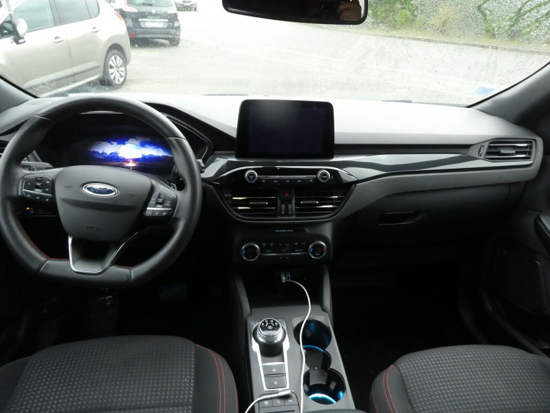 Photo 8 de l'offre de FORD KUGA 1.5 ECOBLUE 120CH ST-LINE POWERSHIFT à 18890€ chez Agence AVR Automobile