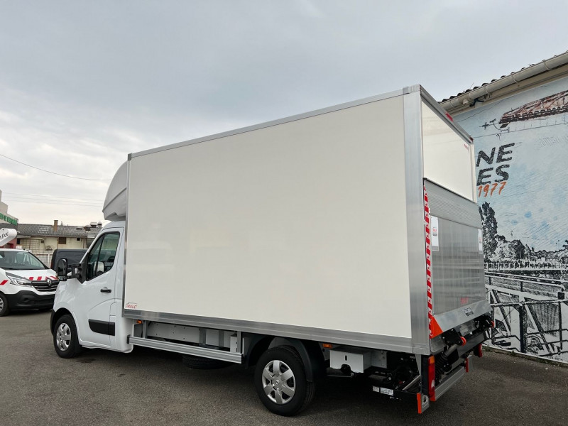 Photo 3 de l'offre de NISSAN INTERSTAR CCB CAISSE 20 M3 + HAYON L3H1 RS TRACTION 3T5 2.3 DCI 145CH S/S ACENTA à 43140€ chez Bretagne Utilitaires