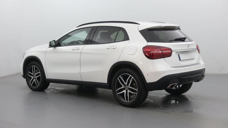 Photo 4 de l'offre de MERCEDES CLASSE GLA STE 200 156CH SENSATION 7G-DCT EURO6D-T SOCIETE 2 PLACES à 24900€ chez Bretagne Utilitaires