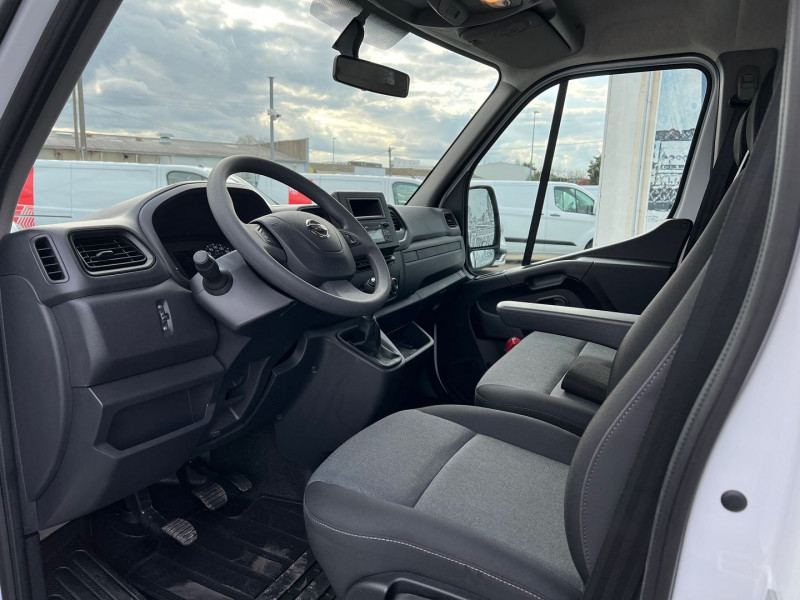 Photo 4 de l'offre de NISSAN INTERSTAR BENNE BLOCAGE DE DIFERENTIEL + COFFRE RJ 3T5 DCI 165CH S/S ACENTA à 43140€ chez Bretagne Utilitaires