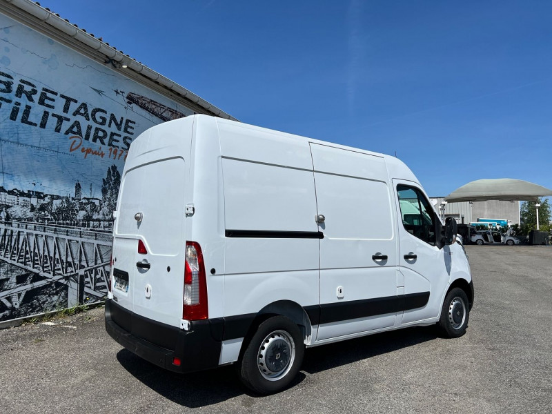 Photo 9 de l'offre de RENAULT MASTER III FG F3500 L1H2 2.3 DCI 145CH ENERGY GRAND CONFORT EURO6 à 23340€ chez Bretagne Utilitaires