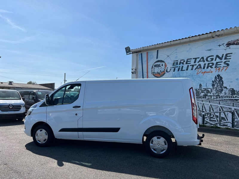 Photo 2 de l'offre de FORD TRANSIT CUSTOM FG BLANC 300 L2H1 2.0 ECOBLUE 130 TREND BUSINESS + OPTIONS à 35940€ chez Bretagne Utilitaires