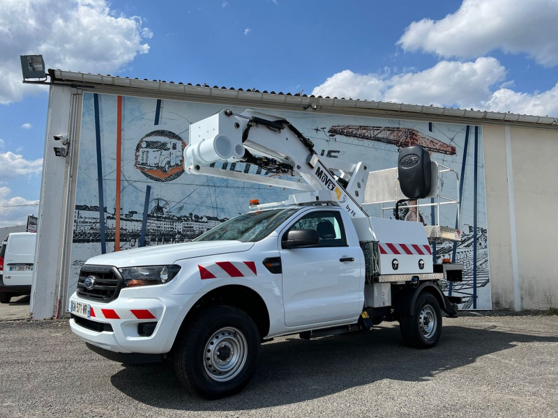 Photo 4 de l'offre de FORD RANGER NACELLE ALT15 2.0 ECOBLUE 170CH 4X4 CLIM à 91140€ chez Bretagne Utilitaires