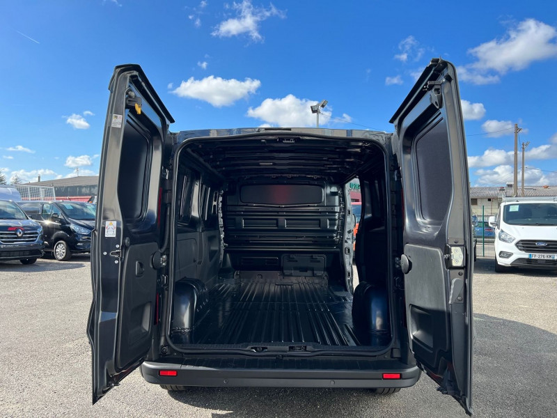 Photo 5 de l'offre de NISSAN PRIMASTAR FG GRIS L2H1 3T1 2.0 DCI 150CH N-CONNECTA à 37500€ chez Bretagne Utilitaires