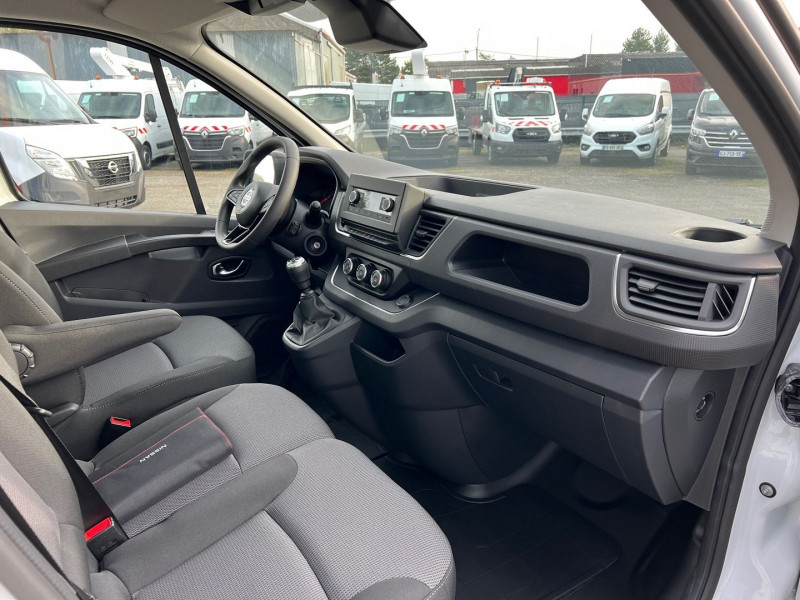 Photo 4 de l'offre de NISSAN PRIMASTAR FG L1H1 2T8 2.0 DCI 130CH ACENTA + ATTELAGE à 33540€ chez Bretagne Utilitaires