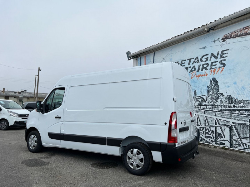 Photo 6 de l'offre de NISSAN INTERSTAR FG BLANC L2H2 3T5 2.3 DCI 150CH S/S N-CONNECTA + ATTELAGE à 37620€ chez Bretagne Utilitaires