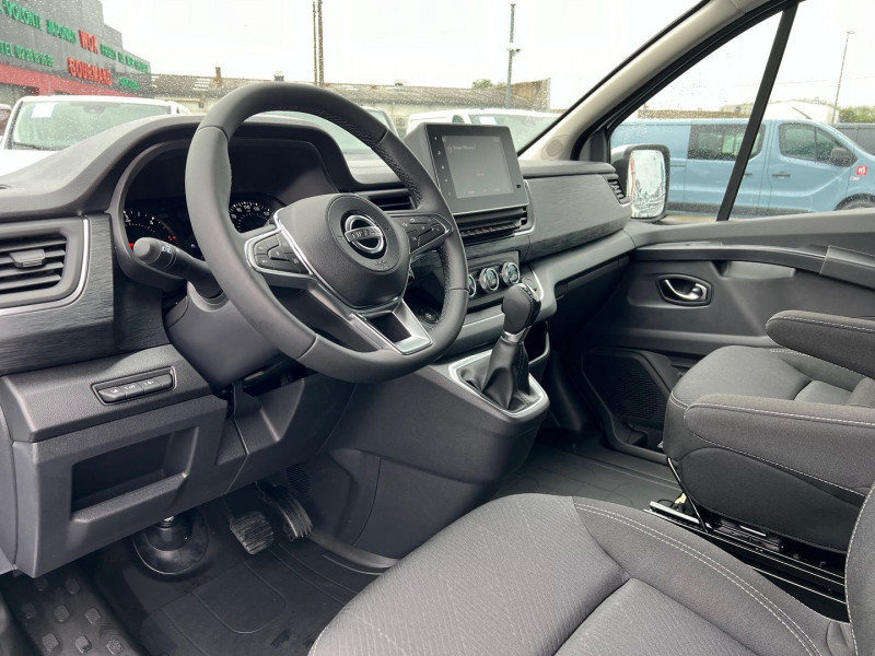 Photo 4 de l'offre de NISSAN PRIMASTAR FG HIGHLAND L2H1 2.0 DCI 150CH DCT CAB APPRO 5 PL TEKNA + ATTEL à 41700€ chez Bretagne Utilitaires