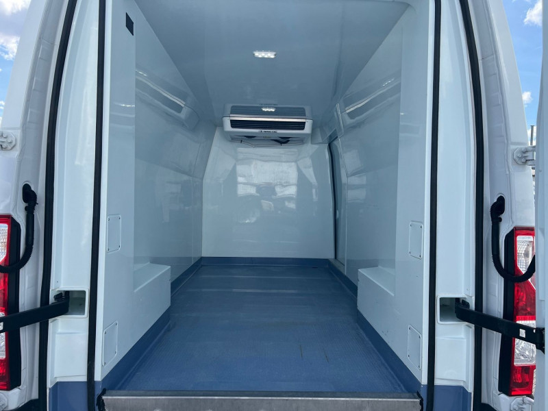 Photo 2 de l'offre de NISSAN NV400 FG FRIGO FRAX 220V 3T5 L3H2 2.3 DCI 150CH S/S OPTIMA à 35940€ chez Bretagne Utilitaires