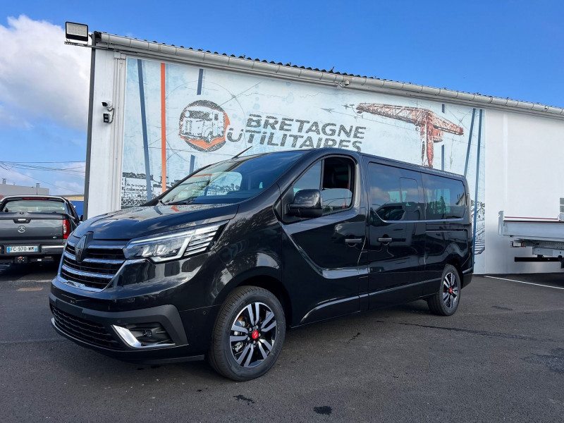 Renault TRAFIC COMBI 8 PLACES L2H1 150CH RED EDITION + OPTIONS Diesel NOIR MIDNIGHT Occasion à vendre