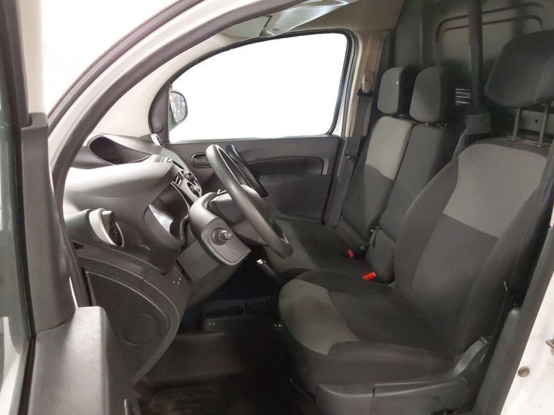 Photo 3 de l'offre de RENAULT KANGOO II EXPRESS 1.5 BLUE DCI 80CH EXTRA R-LINK 3 PLACES à 12660€ chez Bretagne Utilitaires