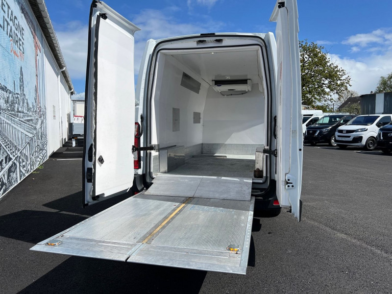 Photo 4 de l'offre de RENAULT MASTER III FG L3H2 FRIGO FRCX R/S + HAYON F3500 2.3 DCI 165 CV à 41940€ chez Bretagne Utilitaires