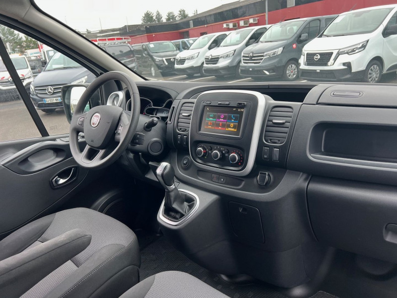 Photo 3 de l'offre de FIAT TALENTO FG L2H1 145CH DCT BVA 6 PLACES CABINE APPROFONDIE PRO LOUNGE à 26940€ chez Bretagne Utilitaires