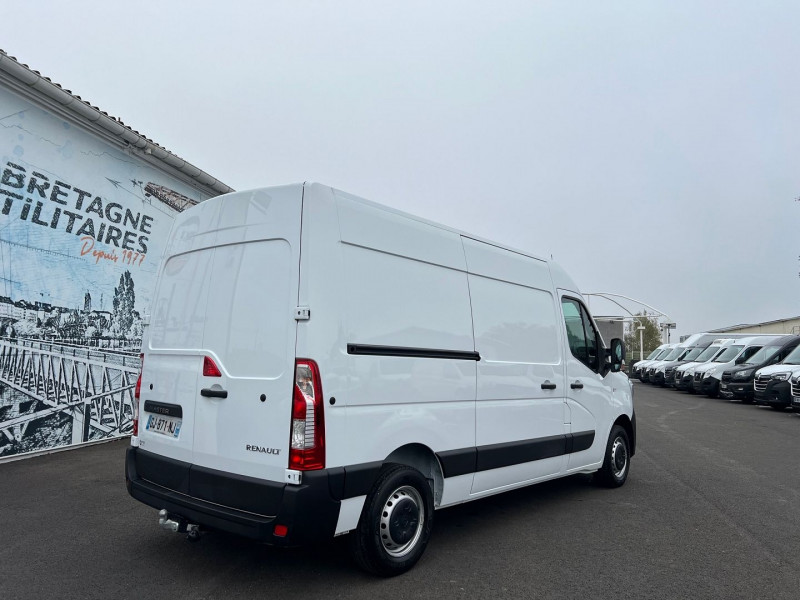 Photo 7 de l'offre de RENAULT MASTER III FG L2H2 2.3 BLUE DCI 110CH CONFORT EURO6 à 24900€ chez Bretagne Utilitaires