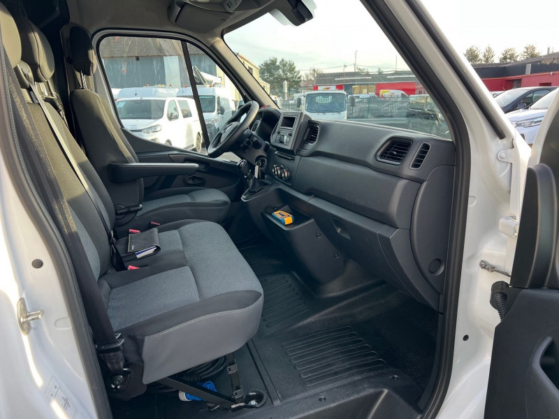 Photo 5 de l'offre de RENAULT MASTER III FG L3H2 FRIGO FRCX R/S + HAYON F3500 2.3 DCI 165 CV CONFORT à 41940€ chez Bretagne Utilitaires