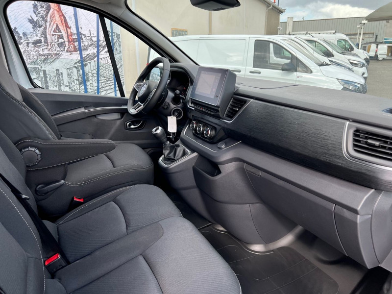 Photo 2 de l'offre de NISSAN PRIMASTAR FG L1H1 2.0 DCI 130CH N-CONNECTA + KIT BOIS à 31140€ chez Bretagne Utilitaires