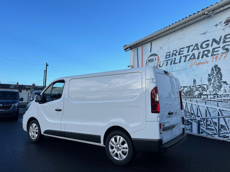 Photo 3 de l'offre de NISSAN PRIMASTAR FG L1H1 2.0 DCI 150CH TEKNA DCT + KIT BOIS à 35940€ chez Bretagne Utilitaires