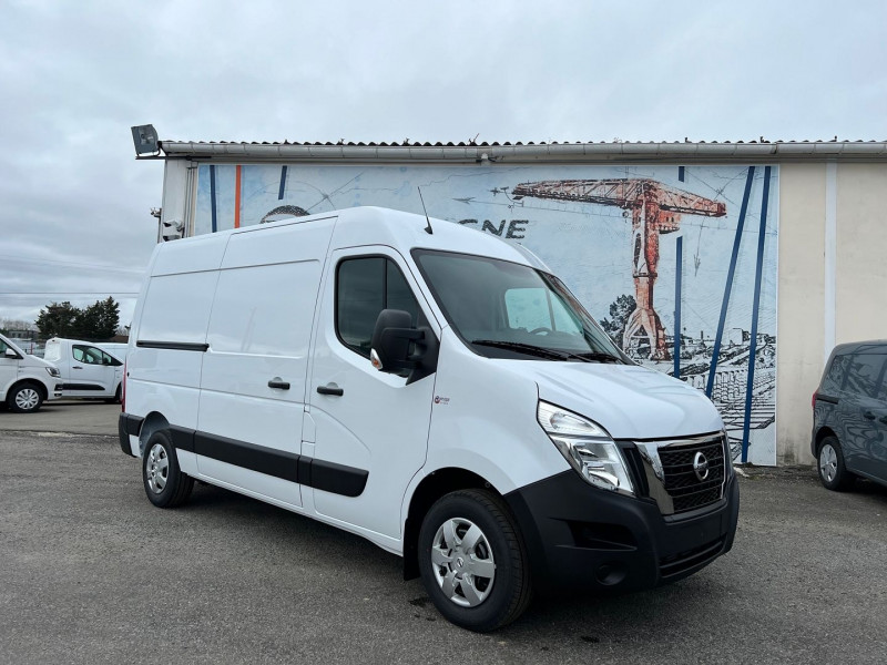 Nissan INTERSTAR FG BLANC L2H2 3T5 2.3 DCI 150CH ACENTA Diesel BLANC Occasion à vendre