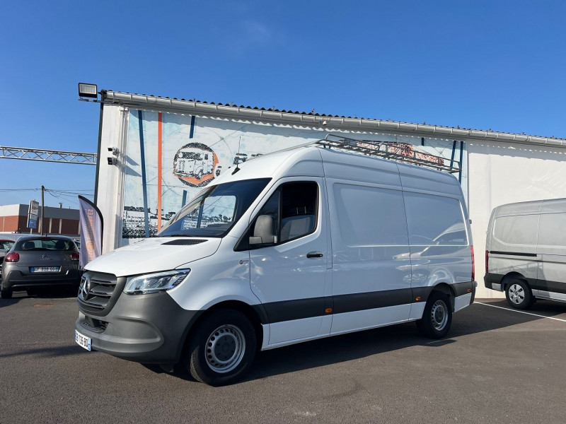 Photo 1 de l'offre de MERCEDES-BENZ SPRINTER FG 315 CDI 37S 3T5 PRO PROPULSION + OPTIONS à 30780€ chez Bretagne Utilitaires