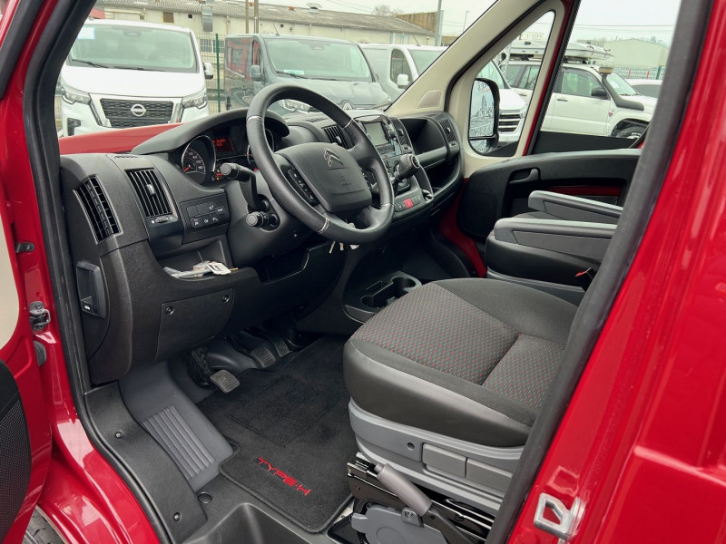 Photo 3 de l'offre de CITROEN JUMPER PLANCB CASELANI FOODTRUCK BLUEHDI 140 S&S CLUB + OPTIONS à 1€ chez Bretagne Utilitaires