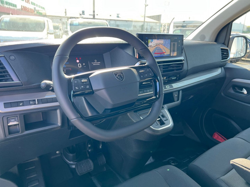 Photo 6 de l'offre de PEUGEOT EXPERT FG M 2.0 BLUEHDI 180CH S&S EAT8 + NBRES OPTIONS à 39540€ chez Bretagne Utilitaires