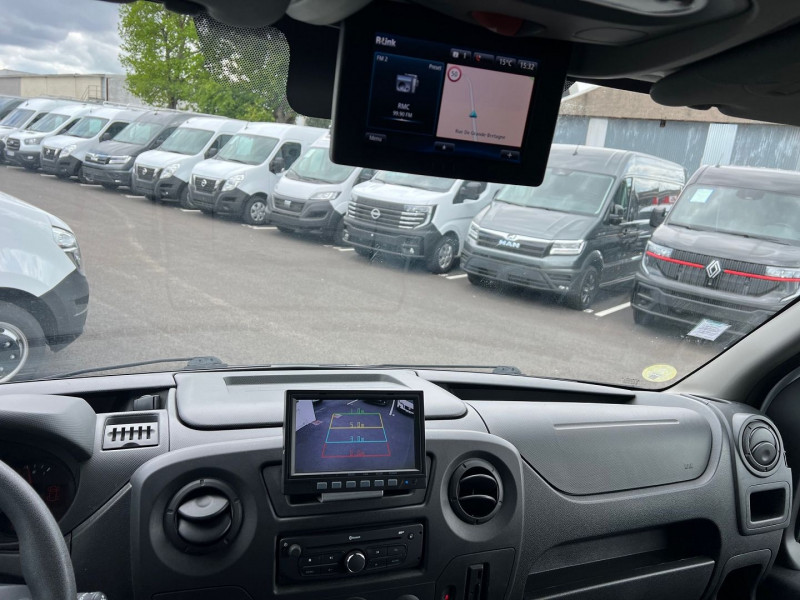 Photo 8 de l'offre de RENAULT MASTER HAYON ELEVATEUR F3500 L2H2 2.3 DCI 130CH GRAND CONFORT + OPTIONS à 23340€ chez Bretagne Utilitaires