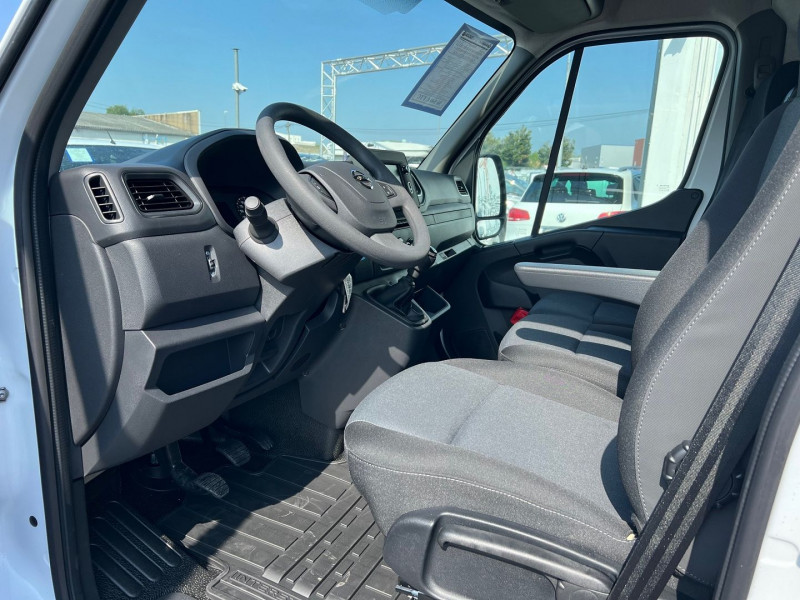 Photo 5 de l'offre de NISSAN INTERSTAR FG L3H2 3T5 2.3 DCI 150CH N-CONNECTA  + GALERIE + ATTELAGE à 36540€ chez Bretagne Utilitaires