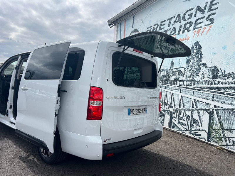 Photo 2 de l'offre de CITROEN SPACETOURER 8 PLACES XL 2.0 BLUEHDI 180CH EAT8 BUSINESS PACK + OPTIONS à 53940€ chez Bretagne Utilitaires
