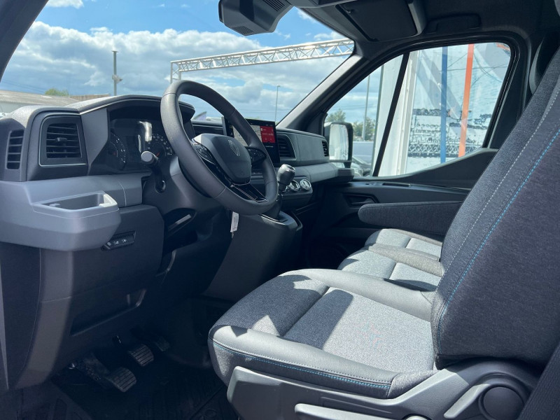 Photo 4 de l'offre de RENAULT MASTER IV FG F3500 L3H2 2.0 BLUE DCI 170CH EXTRA + NBRES OPTIONS à 40740€ chez Bretagne Utilitaires