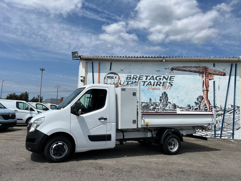 Photo 3 de l'offre de NISSAN INTERSTAR CCB BENNE + COFFRE JPM L3H1 PROPULSION RJ 3T5 2.3 DCI 165CH S/S ACENTA à 46740€ chez Bretagne Utilitaires