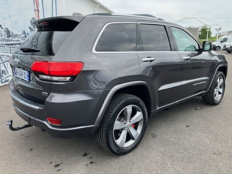 Photo 14 de l'offre de JEEP GRAND CHEROKEE 3.0 V6 CRD 250CH OVERLAND BVA8 + ATTELAGE à 24490€ chez Bretagne Utilitaires