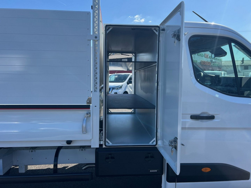 Photo 4 de l'offre de NISSAN INTERSTAR CCB BENNE JPM PAYSAGISTE + COFFRE L3H1 3T5 2.0 DCI 150CH N-CONNECTA à 49740€ chez Bretagne Utilitaires