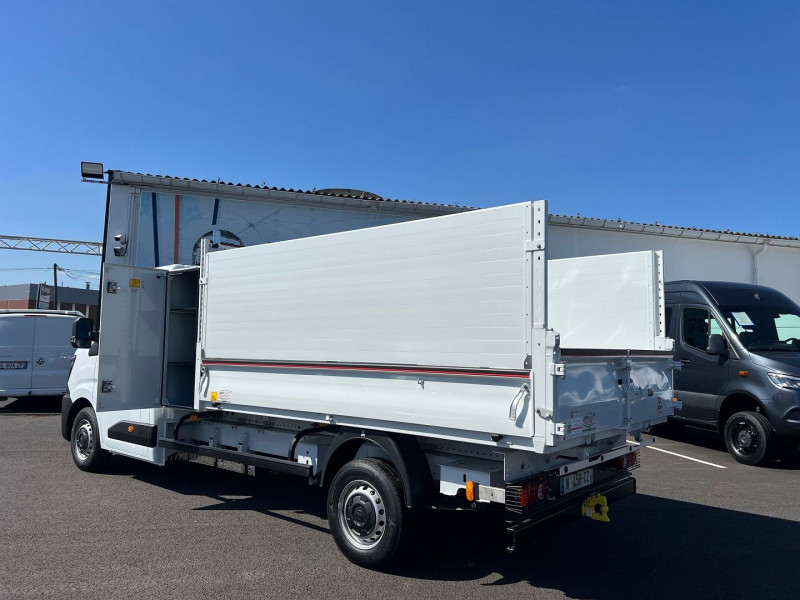 Photo 2 de l'offre de NISSAN INTERSTAR CCB BENNE JPM PAYSAGISTE + COFFRE L3H1 3T5 2.0 DCI 150CH N-CONNECTA à 49740€ chez Bretagne Utilitaires