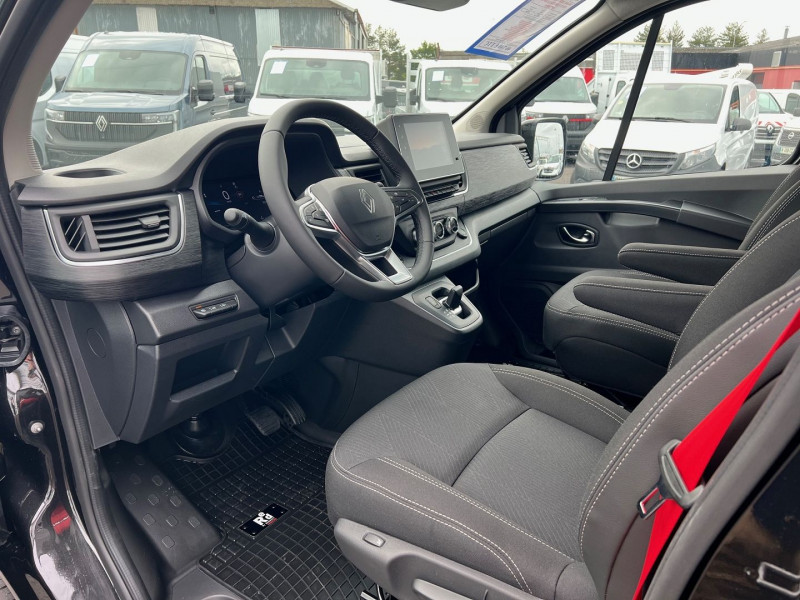 Photo 5 de l'offre de RENAULT TRAFIC NEW 5 PLACES BVA9 170 CV L2H1 EXCLUSIVE + OPTIONS à 46740€ chez Bretagne Utilitaires