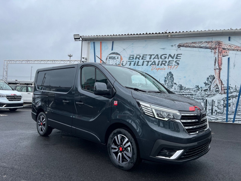 Photo 1 de l'offre de RENAULT TRAFIC COMETE 3T L1H1 170 CV BVA9 EXCLUSIVE + OPTIONS à 41940€ chez Bretagne Utilitaires