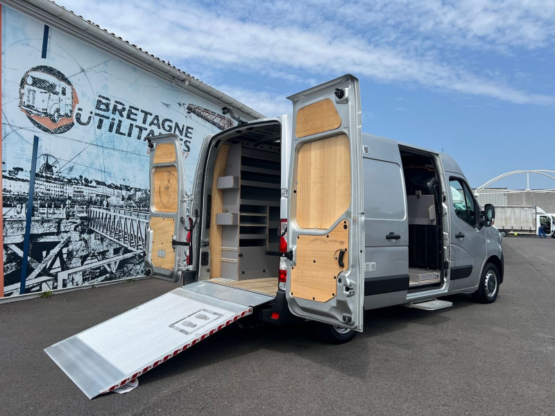 Renault MASTER HAYON ELEVATEUR F3500 L2H2 2.3 DCI 135CH ATELIER + OPTIONS Diesel GRIS METAL Occasion à vendre