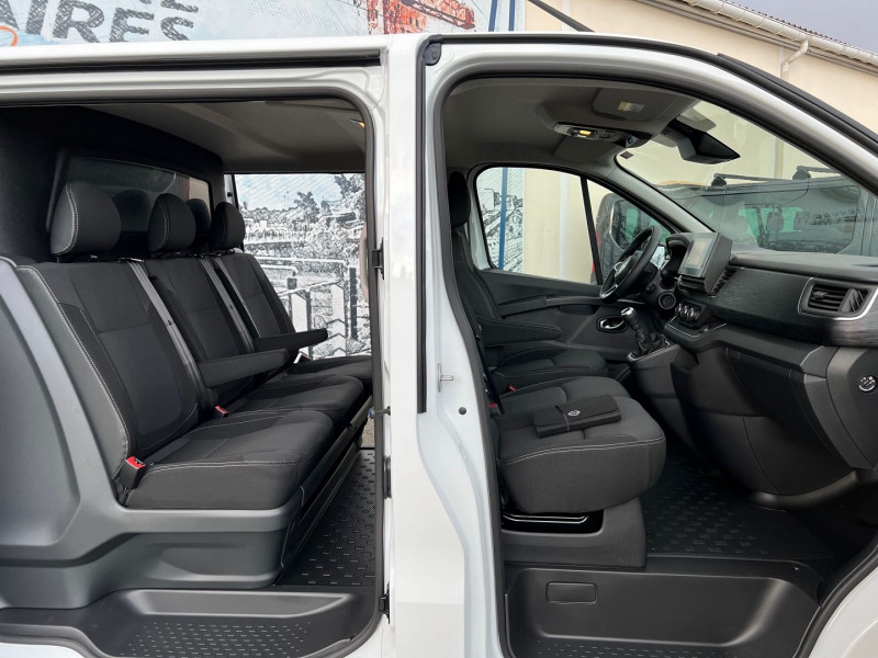 Photo 3 de l'offre de NISSAN PRIMASTAR FG L1H1 2T8 2.0 DCI 150CH CABINE APPROFONDIE N-CONNECTA BVA9 EURO6EB + PACK CARGO à 38940€ chez Bretagne Utilitaires
