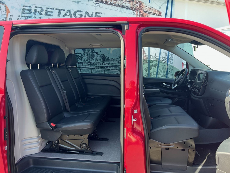 Photo 8 de l'offre de MERCEDES-BENZ VITO 119 CDI MIXTO 6PL LONG SELECT PROPULSION 9G-TRONIC à 40740€ chez Bretagne Utilitaires