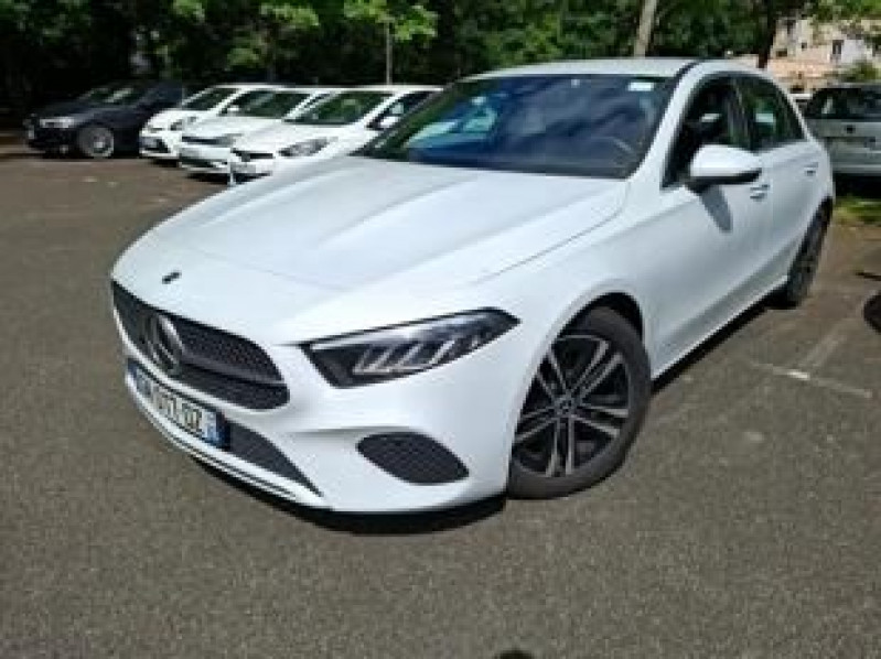 Photo 1 de l'offre de MERCEDES-BENZ CLASSE A BERLINE 180 136CH PROGRESSIVE LINE 7G-DCT à 25990€ chez Bretagne Utilitaires