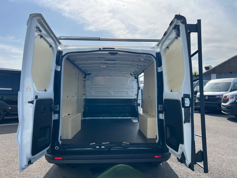 Photo 5 de l'offre de NISSAN PRIMASTAR FG L2H1 3T1 2.0 DCI 150CH ACENTA + KIT BOIS MDP à 32940€ chez Bretagne Utilitaires