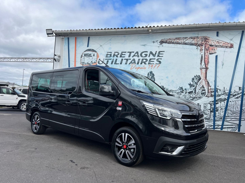 Photo 4 de l'offre de RENAULT TRAFIC III COMBI MINIBUS 9 PLACES L2H1 170CV BVA9 EXCLUSIVE à 46740€ chez Bretagne Utilitaires