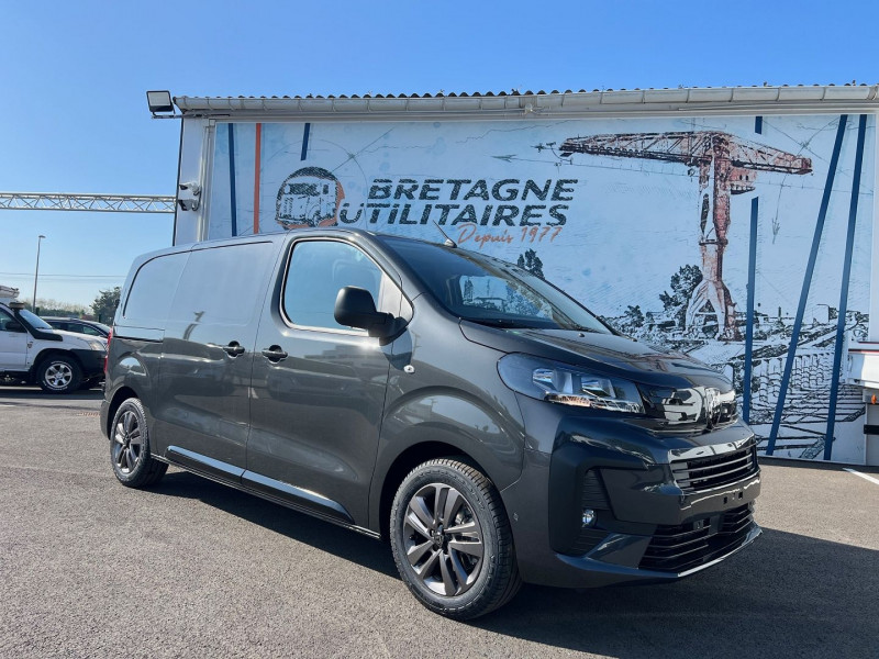 Photo 1 de l'offre de PEUGEOT EXPERT FG M 2.0 BLUEHDI 180CH S&S EAT8 + NBRES OPTIONS à 39540€ chez Bretagne Utilitaires