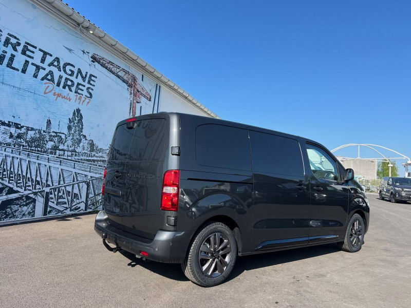 Photo 2 de l'offre de PEUGEOT EXPERT FG M 2.0 BLUEHDI 180CH S&S EAT8 + NBRES OPTIONS à 39540€ chez Bretagne Utilitaires
